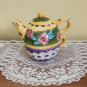 Vintage Whimsical Floral Tea-for-One Set Kitchen Accessory